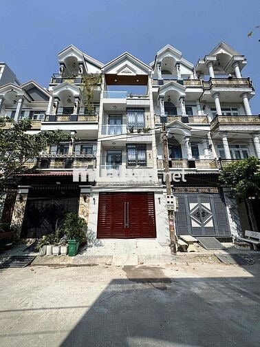 Nhà Sổ Hồng Riêng, 2 lầu, 4 phòng ngủ, sân thượng, đường 10m