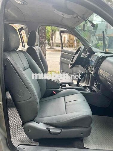 Ford Everest 2015 2.5L 4x2 AT - 92000 km