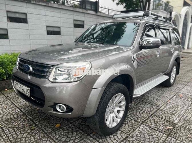 Ford Everest 2015 2.5L 4x2 AT - 92000 km