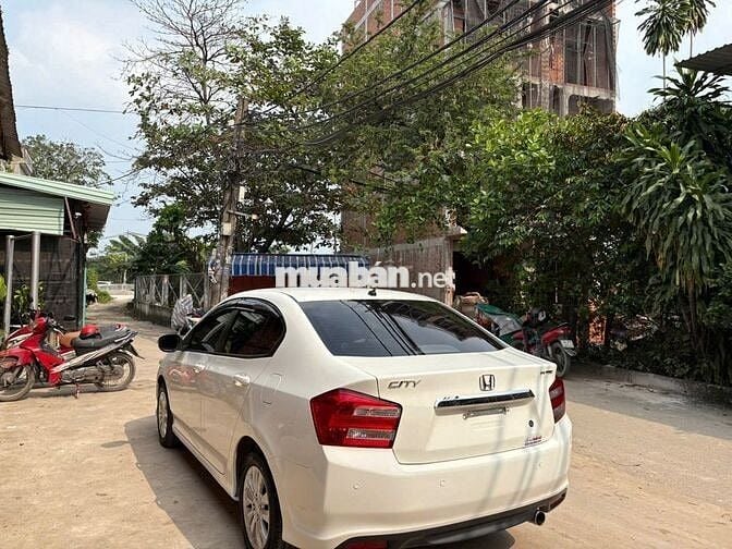 Honda City 2014 1.5 AT - 137181 km