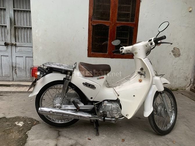 Cần bán xe cup 50cc Halim màu trắng, xe rất mới, đăng ký 2020