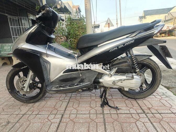 HONDA AIRBLADE FI XE SẠCH MÁY ZIN ÊM