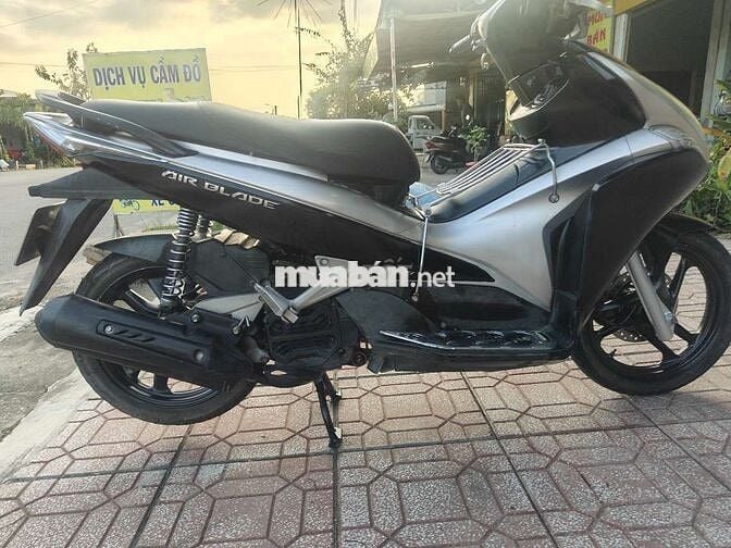 HONDA AIRBLADE FI XE SẠCH MÁY ZIN ÊM