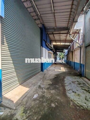 cho thuê xưởng khuôn viên 1500m2 nhà xưởng 700m2 văn phòng 300m2