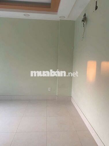 Phòng ban công Cityland center hill 40m2,  wc riêng, nt đầy đủ