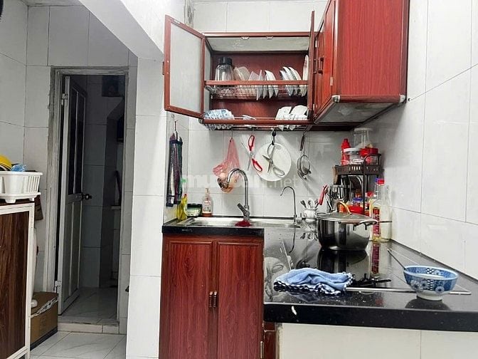 Bán căn hộ tầng 2 tập thể Thanh Xuân Bắc