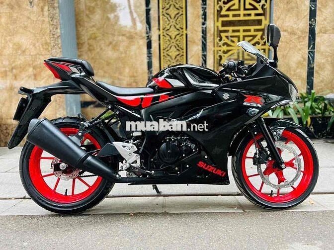 Suzuki gsx R150 cuối 2020 xe nguyên zin đẹp keng .