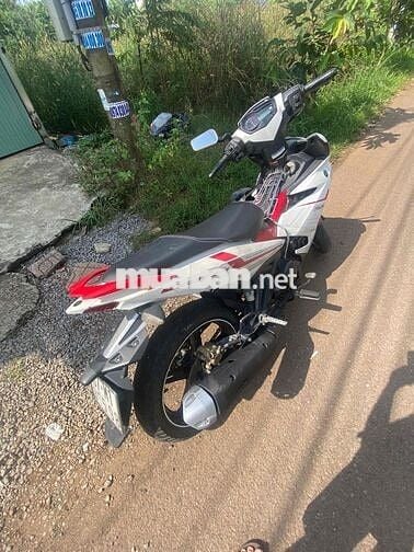 Yamaha Exciter màu Trắng