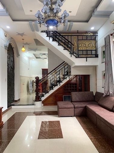 Khu VIP cán bộ - 80m2 ngang 5m - BTCT kiên cố - HXH tránh - sát bên NL