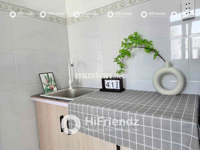 Studio ban công, full nội thất. cửa sổ trời. Gần Bến Xe miền tây