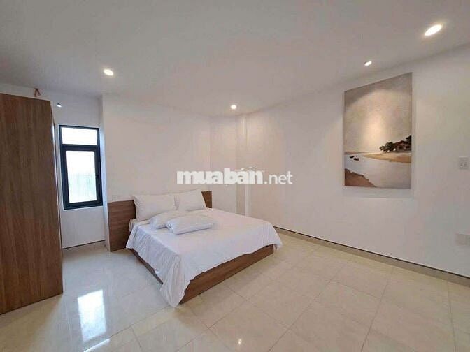 VILA SÂN VƯỜN SIÊU XINH,2PN, FULL NỘI THẤT SÁT BIẾN MÂN THÁI SƠN TRÀ