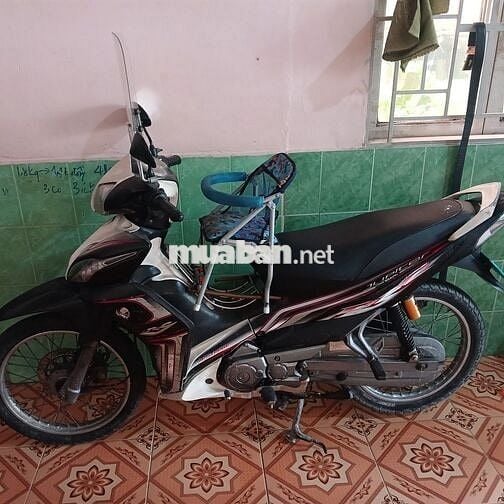 Yamaha Jupiter Trắng đen