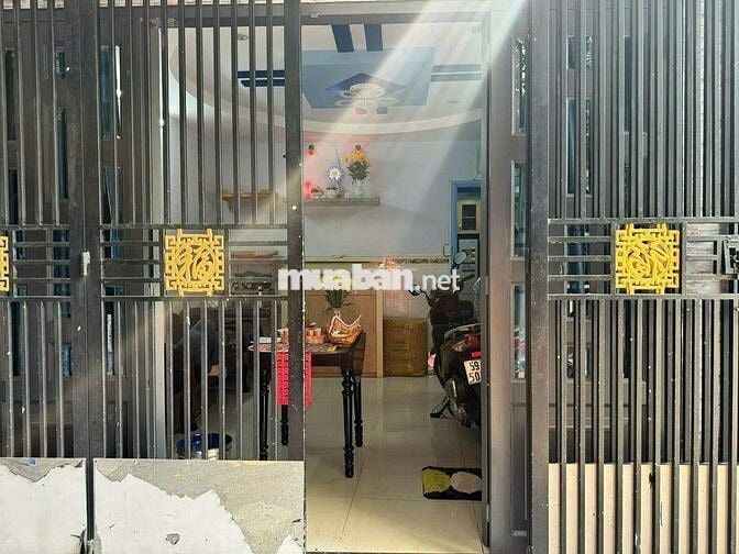 Cho thuê nhà hẻm xe hơi đường số 2 ngay ngã tư bốn xã