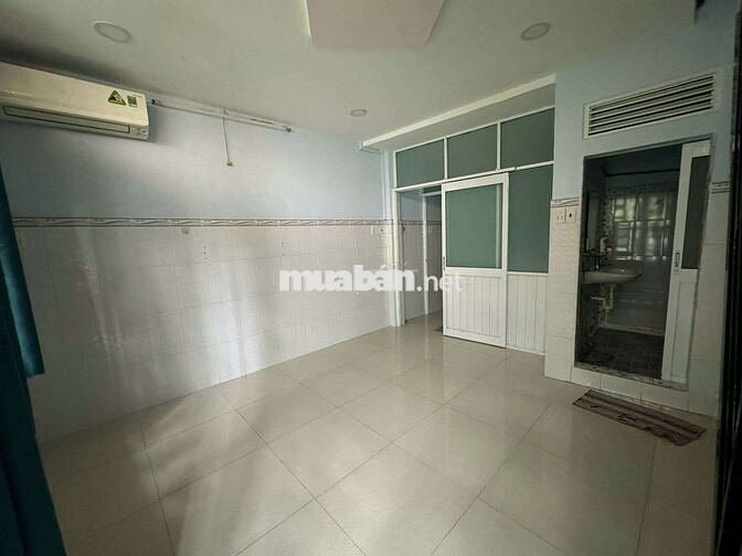 Cho thuê nhà hẻm xe hơi đường số 2 ngay ngã tư bốn xã