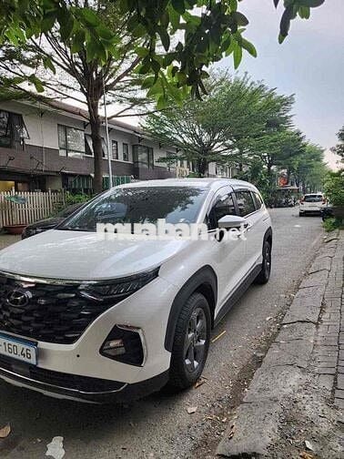 Hyundai Custin Trắng 7 chỗ Da