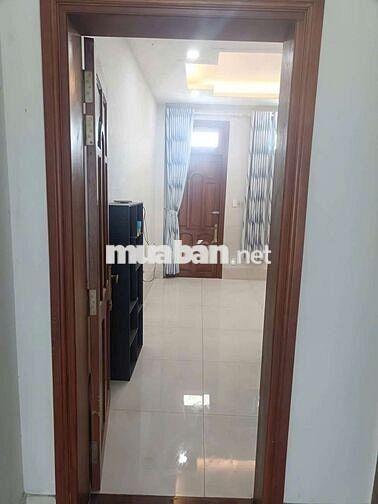 NHÀ 3LẦU 4X30M 4PN 5WC CÓ THANG MÁY, MẶT TIỀN VỪA Ở VỪA KD, LÀM VP CTY