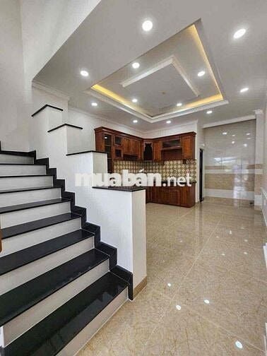 NHÀ PHỐ MỚI 100% HẺM TẢI 585 QL13 GẦN VẠN PHÚC CITY,OTO NGỦ NHÀ