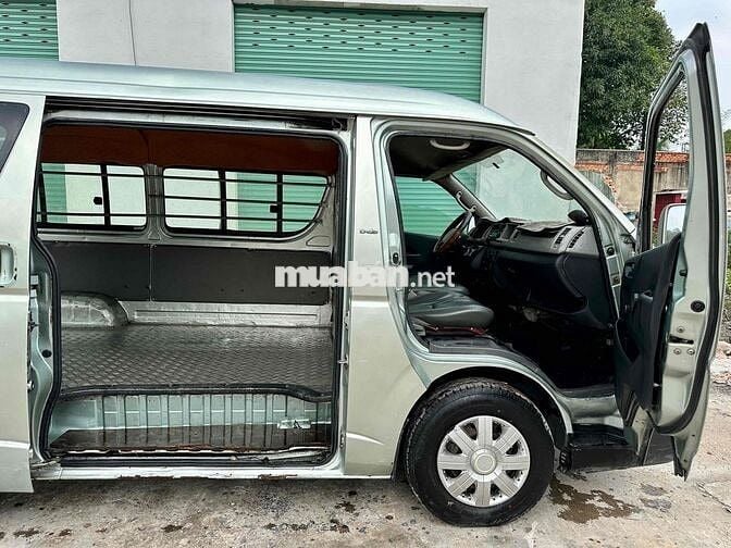 Toyota Hiace 2007 3 chỗ