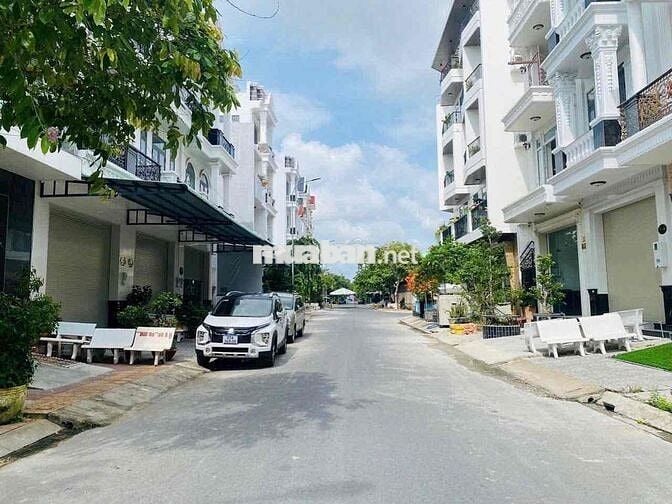 🌻CHO THUÊ NHÀ TRỆT 2 LẦU MỚI ĐẸP KDC HƯNG PHÚ