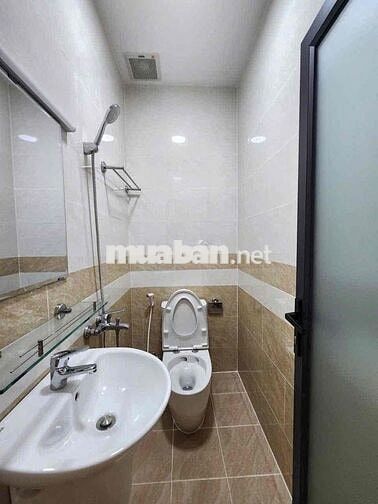 NHÀ PHỐ MỚI 100% HẺM TẢI 585 QL13 GẦN VẠN PHÚC CITY,OTO NGỦ NHÀ