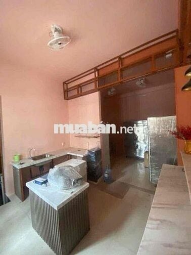 Cho thuê nhà 1 trệt 2 lẩu, Góc 2 mặt tiền hiệp thành 3 tdm Bình Dương