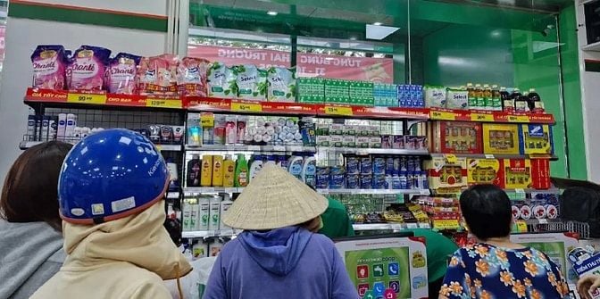 CẦN TUYỂN GẤP 10 NHÂN VIÊN LÀM VIỆC CẬN NOEL VÀ TẾT