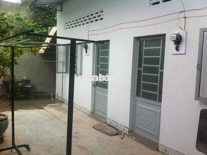 cho thuê phòng khu vực an ninh, giao thông thuận lợi, không ngập nước