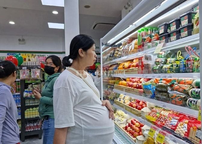 CẦN TUYỂN GẤP 10 NHÂN VIÊN LÀM VIỆC CẬN NOEL VÀ TẾT