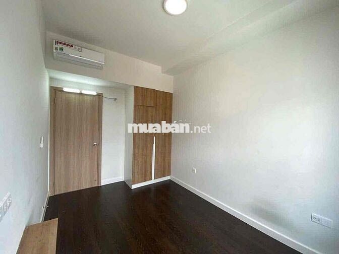 Cho thuê căn hộ 2PN/2WC nội thất cơ bản ở ngay-Golden Mansion