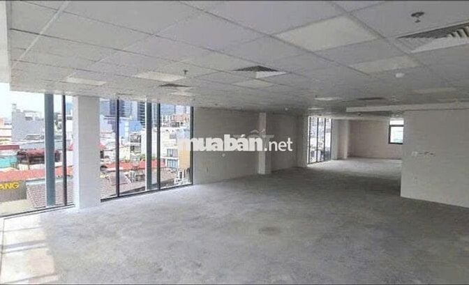 CHO THUÊ NHÀ MẶT TIỀN NGUYỄN CÔNG TRỨ  QUẬN 1