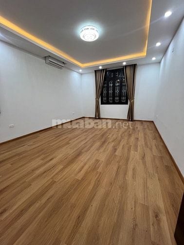 BÁN GẤP NHÀ MẶT PHỐ VÍP HỒ TÙNG MẬU-VỈA HÈ RỘNG 7M-6T THANG MÁY