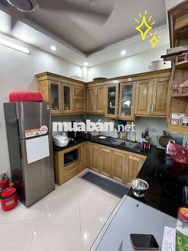 TT Vạn Phúc – Hà Đông 40m² – MT 5m – Lo Góc
25m ra phố – 200m ra chợ