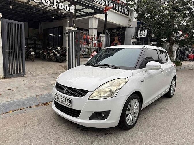 Suzuki Swift 2015 1.4 AT
