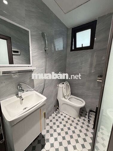 3 tỷ xíu TT phố Khâm Thiên 50m 2N1WC gần phố ô tô đỗ cửa full nội thất