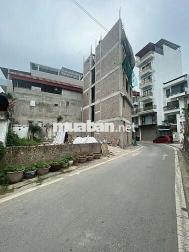 Chính chủ bán đất có sổ- 100m2( chia 2 sổ đỏ)- Không qua môi giới.