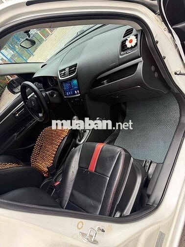 Suzuki Swift 2015 1.4 AT