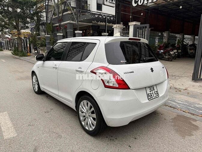 Suzuki Swift 2015 1.4 AT