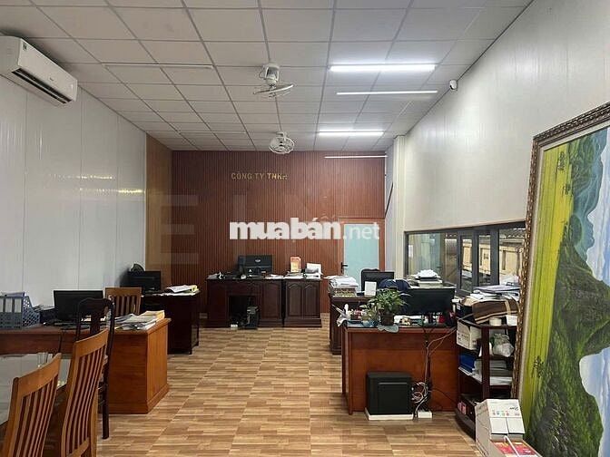 kho xưởng 800 m² có PCCC, cẩu trục 5 tấn và trạm điện, lộ Container