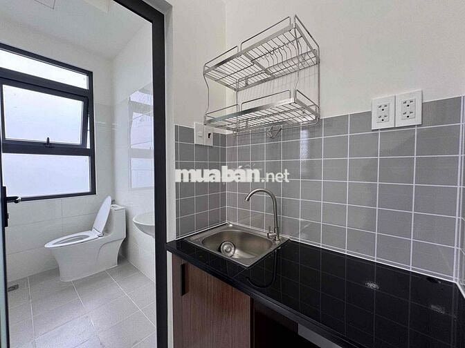 PHÒNG STUDIO CỬA SỔ TRỜII - MỚI XÂY - FULL NỘI THẤT - VƯỜN LÀI Q12