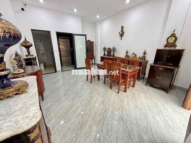 VĂN CAO BA ĐÌNH 47m ,25tỷ KINH DOANH,THANG MÁY,OTO TRÁNH,PHÂN LÔ