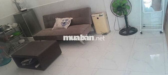 Phòng sân vườn gân chợ Hiệp bình