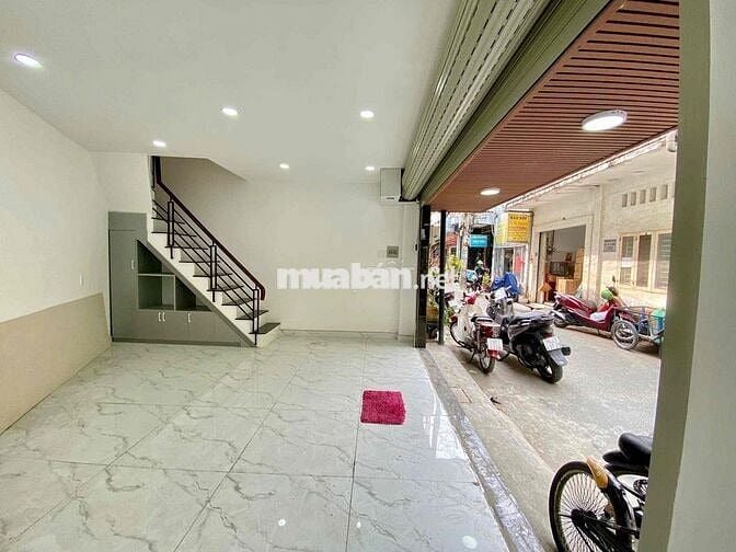 Nhà MT Sơn Hưng F11 Tân Bình, 8m x 5m, 1 lầu, 2wc, giá 11.9tr