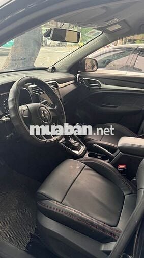 MG ZS STD 2020 số tự động gầm cao, 5 chỗ