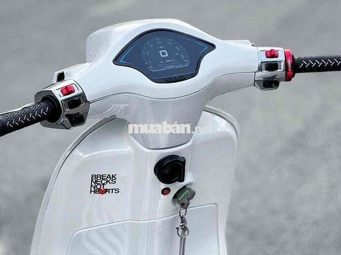 vespa 125 dọn full kiễng đẹp keng nợ xấu trả 50% ạ