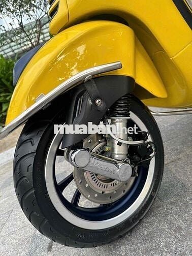 Piaggio Primavera iGet ABS 2022 chạy mấy nghìn km