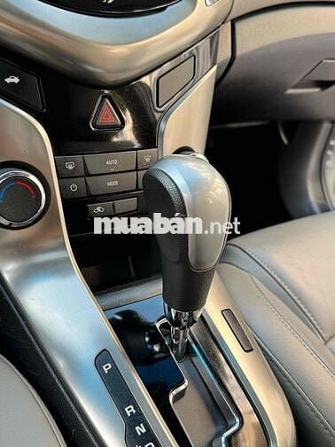 Chevrolet Cruze LTZ 2015 mẫu mới siêu đẹp