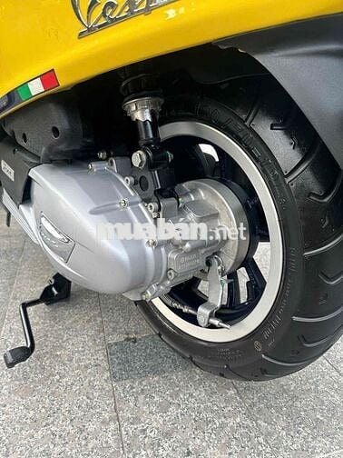 Piaggio Primavera iGet ABS 2022 chạy mấy nghìn km