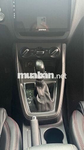 MG ZS STD 2020 số tự động gầm cao, 5 chỗ