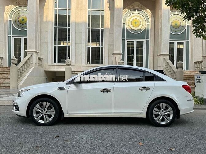 Chevrolet Cruze LTZ 2015 mẫu mới siêu đẹp