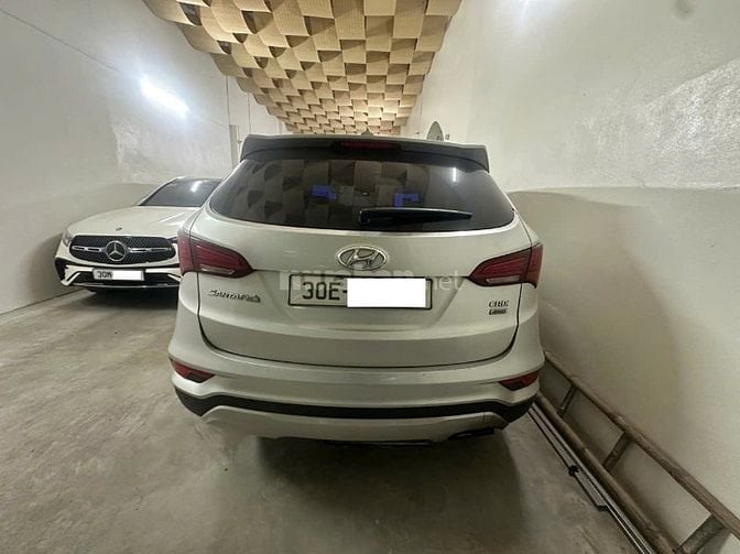 Bán xe santafe màu Bạc DK2017, Máy dầu đặc biệt, bản full